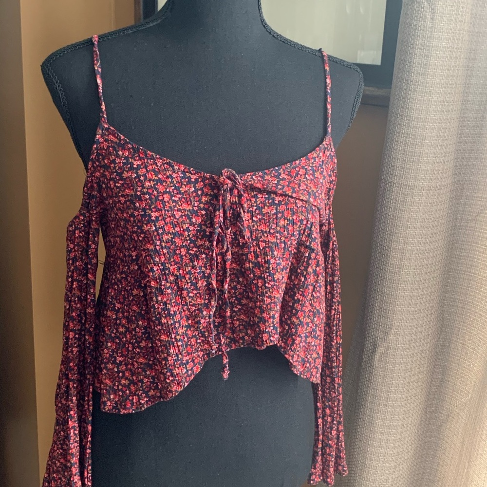 AMERICAN EAGLE crop top